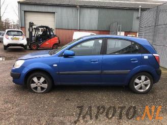 Kia Rio Rio II (DE), Hatchback, 2005 / 2011 1.4 16V picture 2