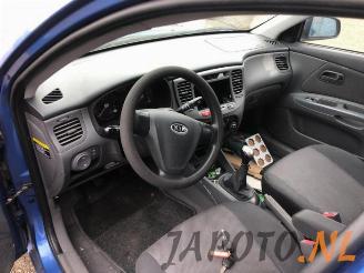 Kia Rio Rio II (DE), Hatchback, 2005 / 2011 1.4 16V picture 9