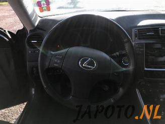 Lexus IS  picture 13