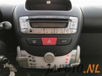 Toyota Aygo Aygo (B10), Hatchback, 2005 / 2014 1.0 12V VVT-i picture 13