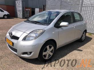 Autoverwertung Toyota Yaris Yaris II (P9), Hatchback, 2005 / 2014 1.33 16V Dual VVT-I 2010/2