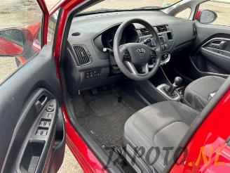 Kia Rio Rio III (UB), Hatchback, 2011 / 2017 1.2 CVVT 16V picture 9