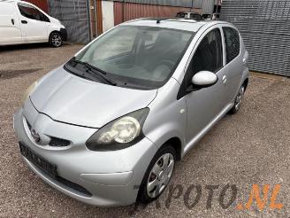 Vrakbiler auto Toyota Aygo Aygo (B10), Hatchback, 2005 / 2014 1.0 12V VVT-i 2006/4