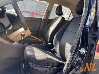 Kia Picanto Picanto (TA), Hatchback, 2011 / 2017 1.0 12V picture 14