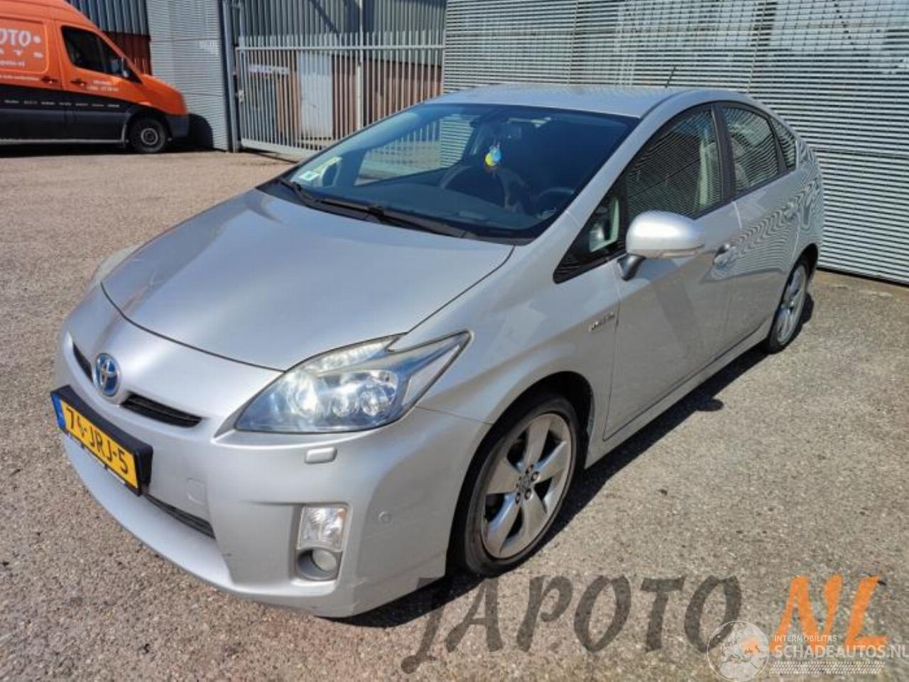 Toyota Prius Prius (ZVW3), Hatchback, 2009 / 2016 1.8 16V