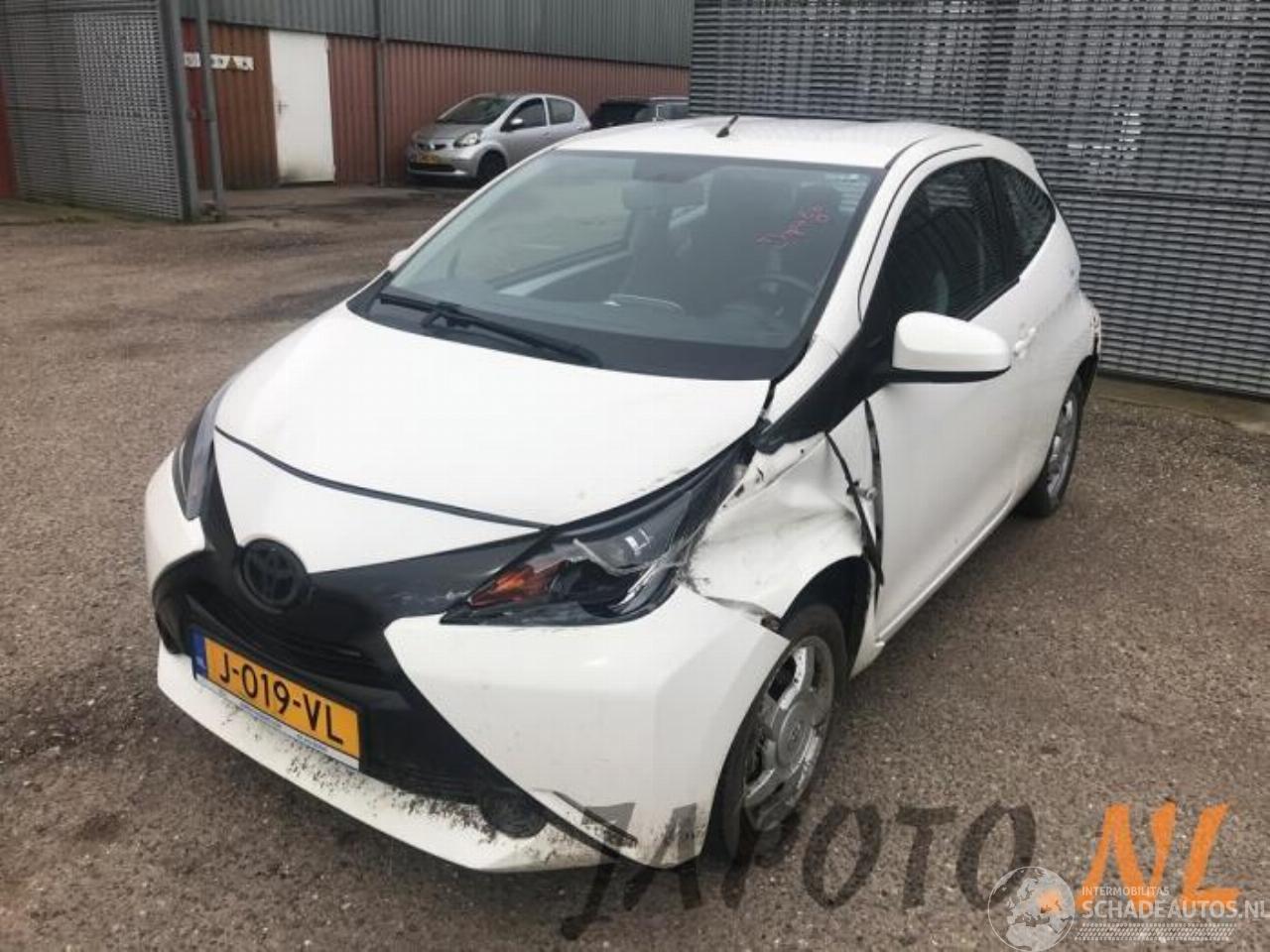 Toyota Aygo Aygo (B40), Hatchback, 2014 1.0 12V VVT-i