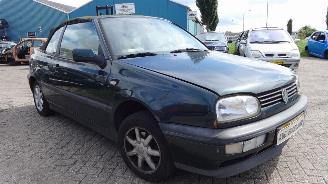 Volkswagen Golf III Cabrio (1E) Cabrio 1.8 (AAM) [55kW] picture 2