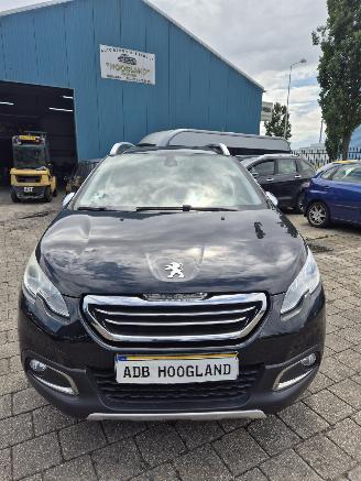 Vaurioauto  passenger cars Peugeot 2008 (CU) MPV 1.2 12V e-THP PureTech 110 (EB2DT(HNZ)) [81kW] 2015/1
