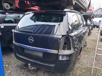 Opel Zafira Zafira (M75), MPV, 2005 / 2015 1.8 16V Ecotec picture 2