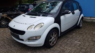 Smart Forfour Forfour (454) Hatchback 5-drs 1.1 12V (134.910) [55kW]  (01-2004/06-20=
06) picture 2