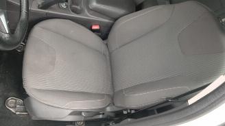 Ford Focus Focus 3 Wagon Combi 1.0 Ti-VCT EcoBoost 12V 125 (M1DA(Euro 5)) [92kW] =
 (02-2012/05-2018) picture 8