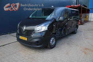Vrakbiler auto Renault Trafic Trafic (1FL/2FL/3FL/4FL), Van, 2014 1.6 dCi 125 Twin Turbo 2019/5