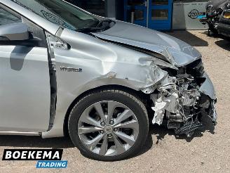 Toyota Auris 1.8 Hybrid Executive Navigatie Climate Cruise PDC picture 7