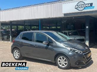 Peugeot 208 1.2 PureTech Allure Navigatie Airco Cruise PDC picture 1