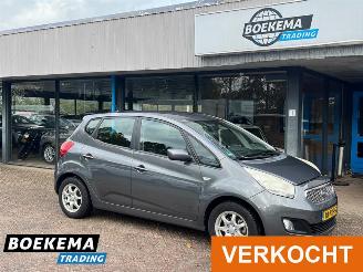 Damaged car Kia Venga 1.4 CVVT Navi Climate Cruise Camera PDC 2011/4