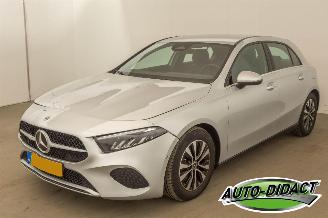 Damaged car Mercedes A-klasse A200 Automaat Mild Hybrid Business Line 2023/10