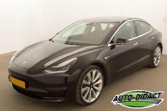 Démontage voiture Tesla Model 3 Performance AWD 75 KWH 2019/12