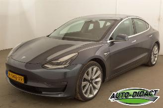 Damaged car Tesla Model 3 Long Range AWD 75KWH 2020/6