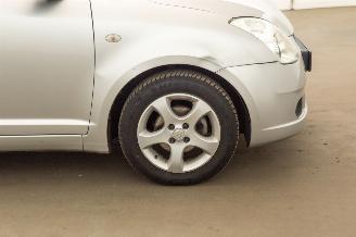 Suzuki Swift 1.3 Shogun picture 28