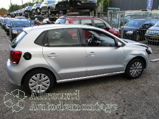 Volkswagen Polo Polo V (6R) Hatchback 1.2 12V BlueMotion Technology (CGPA(Euro 5)) [51=
kW]  (06-2009/05-2014) picture 7