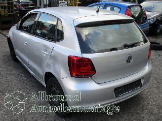 Volkswagen Polo Polo V (6R) Hatchback 1.2 12V BlueMotion Technology (CGPA(Euro 5)) [51=
kW]  (06-2009/05-2014) picture 4