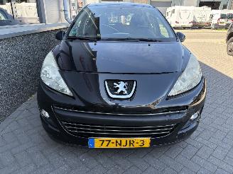 Peugeot 207 1.4 VTI Style picture 22