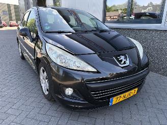 Peugeot 207 1.4 VTI Style picture 29