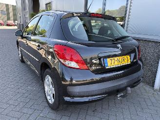 Peugeot 207 1.4 VTI Style picture 14
