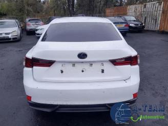 Vrakbiler auto Lexus IS IS (E3), Sedan, 2013 300h 2.5 16V 2014/4
