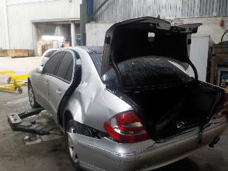 Mercedes E-klasse E (W211) Sedan 3.2 E-320 CDI 24V (OM648.961) [150kW]  (11-2002/03-2005=
) picture 4