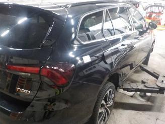 Fiat Tipo Tipo (356W/357W) Combi 1.4 T-Jet 16V (940.B.7000(Euro 6)) [88kW]  (03-=
2016/10-2020) picture 3