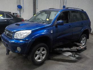 Vrakbiler auto Toyota Rav-4 RAV4 (A2) Terreinwagen 2.0 D-4D 16V 4x4 (1CD-FTV) [85kW]  (05-2001/11-=
2005) 2005/0