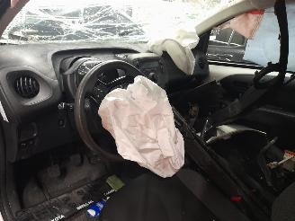 Toyota Aygo Aygo (B40) Hatchback 1.0 12V VVT-i (1KR-FE) [51kW]  (05-2014/06-2018) picture 5