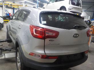 Kia Sportage Sportage (SL) Terreinwagen 2.0 CRDi 16V VGT 4x4 (D4HA) [100kW]  (07-20=
10/02-2016) picture 4