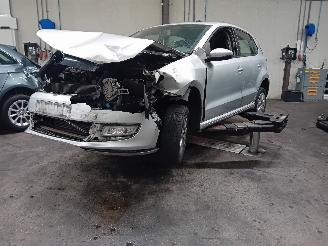 Auto da rottamare Volkswagen Polo Polo V (6R) Hatchback 1.2 TDI 12V BlueMotion (CFWA(Euro 5)) [55kW]  (1=
0-2009/05-2014) 2012