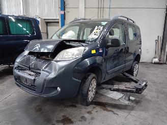 Vrakbiler auto Citroën Nemo Nemo Combi (AJ) MPV 1.4 (TU3A/L5(KFV)) [54kW]  (04-2009/...) 2010/7