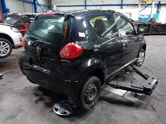 Toyota Aygo Aygo (B10) Hatchback 1.0 12V VVT-i (1KR-FE) [50kW]  (07-2005/05-2014) picture 3