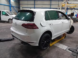 Volkswagen Golf Golf VII (AUA) Hatchback 2.0 R 4Motion 16V (CJXC) [221kW]  (11-2013/08=
-2020) picture 3