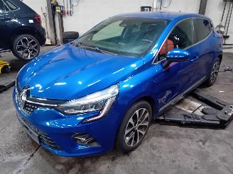 Autoverwertung Renault Clio Clio V (RJAB) Hatchback 5-drs 1.3 TCe 130 16V (H5H-470(H5H-B4)) [96kW]=
  (06-2019/...) 2020