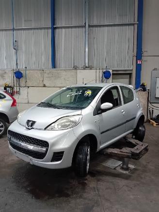 Uttjänta bilar auto Peugeot 107 107 Hatchback 1.0 12V (384F(1KR)) [50kW]  (06-2005/05-2014) 2010/0