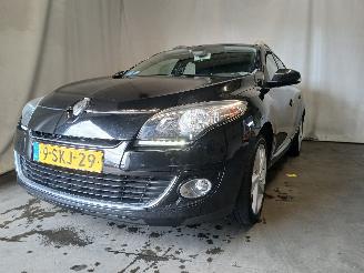 uszkodzony samochody osobowe Renault Mégane Megane III Grandtour (KZ) Combi 5-drs 1.2 16V TCE 115 (H5F-400(H5F-A4)=
) [85kW]  (03-2012/02-2016) 2013/10