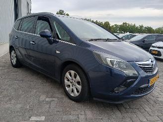 Opel Zafira Zafira Tourer (P12) MPV 1.4 Turbo 16V ecoFLEX (A14NET(Euro 5)) [88kW] =
 (10-2011/06-2014) picture 6