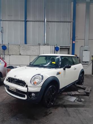 Sloopauto Mini Mini Mini (R56) Hatchback 1.4 16V One (N12-B14A) [70kW]  (11-2006/03-2010) 2008