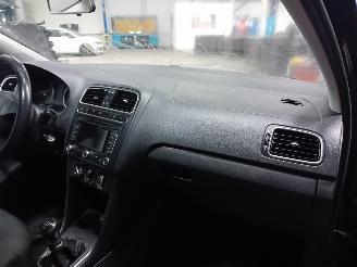 Volkswagen Polo Polo V (6R) Hatchback 1.2 TDI 12V BlueMotion (CFWA(Euro 5)) [55kW]  (1=
0-2009/05-2014) picture 5