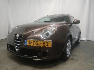 Voiture accidenté Alfa Romeo MiTo MiTo (955) Hatchback 0.9 TwinAir (199.B.6000) [77kW]  (04-2013/08-2018=
) 2014/1