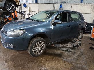 Dezmembrări autoturisme Volkswagen Golf Golf VI (5K1) Hatchback 1.2 TSI BlueMotion (CBZB) [77kW]  (11-2008/11-=
2012) 2010/8