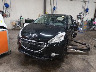 Dezmembrări autoturisme Peugeot 208 208 I (CA/CC/CK/CL) Hatchback 1.2 Vti 12V PureTech 82 (EB2F(HMZ)) [60k=
W]  (03-2012/12-2019) 2012/9
