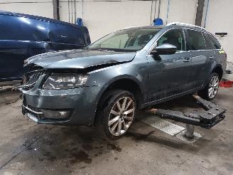 Auto da rottamare Skoda Octavia Octavia Combi (5EAC) Combi 5-drs 1.4 TSI 16V (CHPA) [103kW]  (11-2012/=
07-2020) 2014/5
