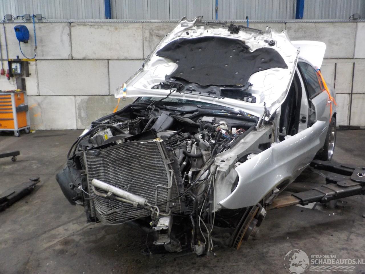 Mercedes E-klasse E (W211) Sedan 5.0 E-500 V8 24V (M113.967) [225kW]  (03-2002/12-2008)