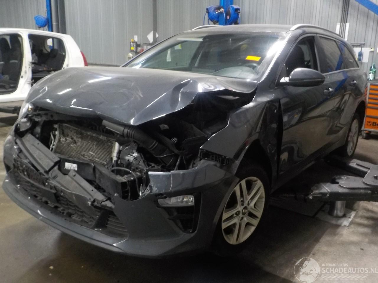 Kia Cee d Ceed Sportswagon (CDF) Combi 5-drs 1.0i T-GDi 12V 120 Eco-Dynamics+ (G=
3LF) [88kW]  (11-2020/...)